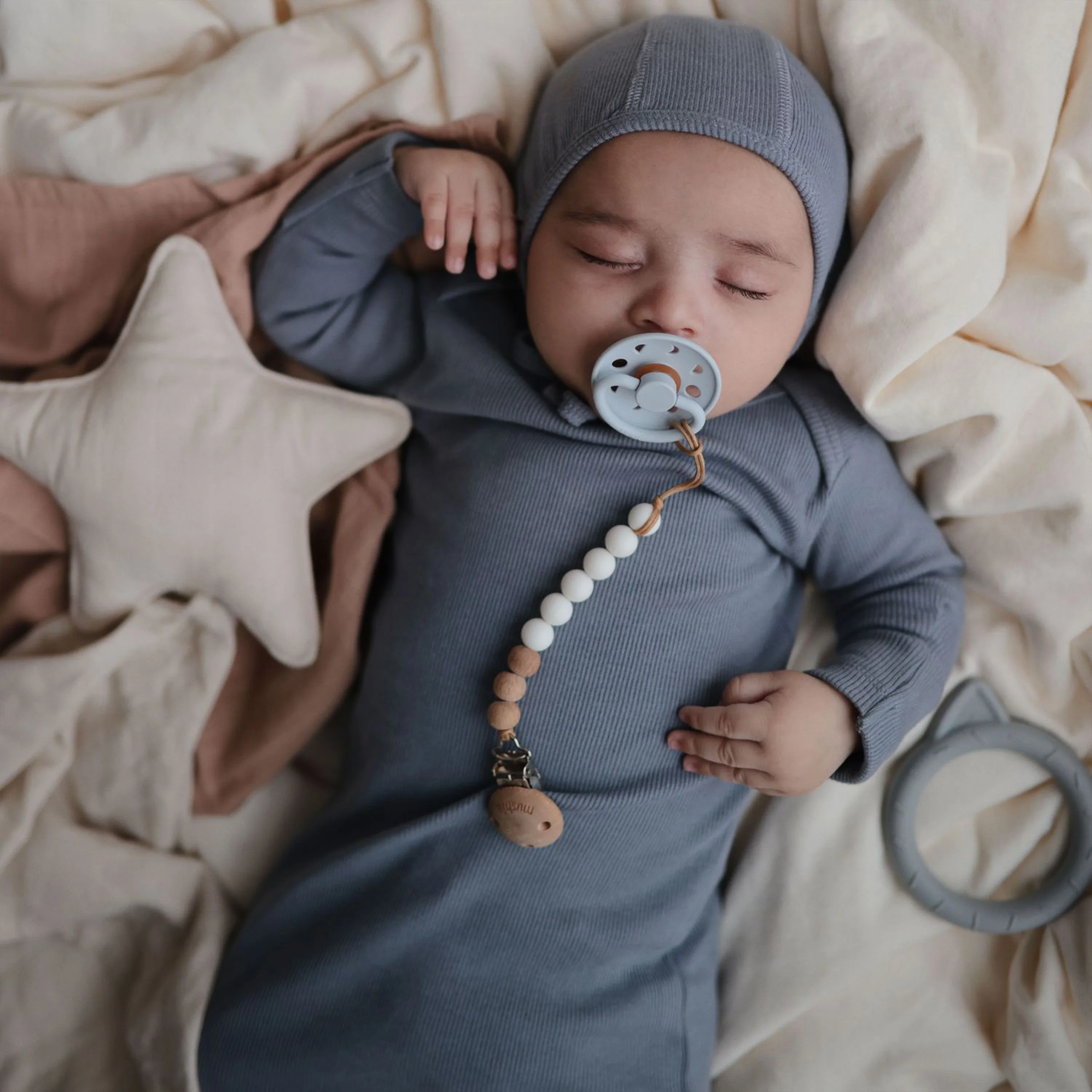 FRIGG Natural Rubber Pacifier – BPA-Free, Baby Safe, 0-6 months - Image 7